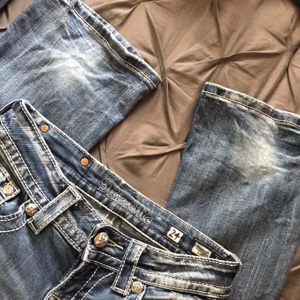 Jeans - Picture 3 of 3